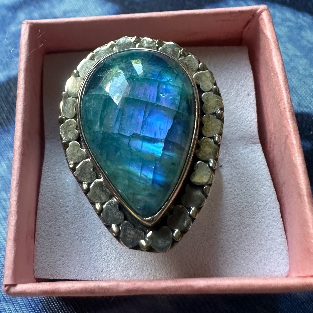 ARTISAN MOONSTONE & Sterling Silver 925 Ring Size 9 - 9 1/2 STATEMENT PIECE BIG